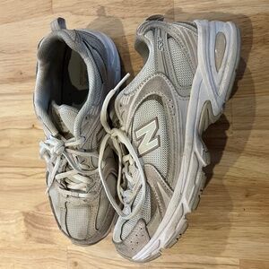 New Balance 530 Women’s Size 6.5